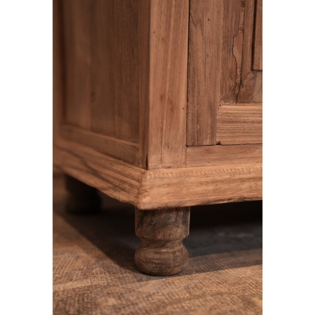 The Henley - Vintage Pine Hutch