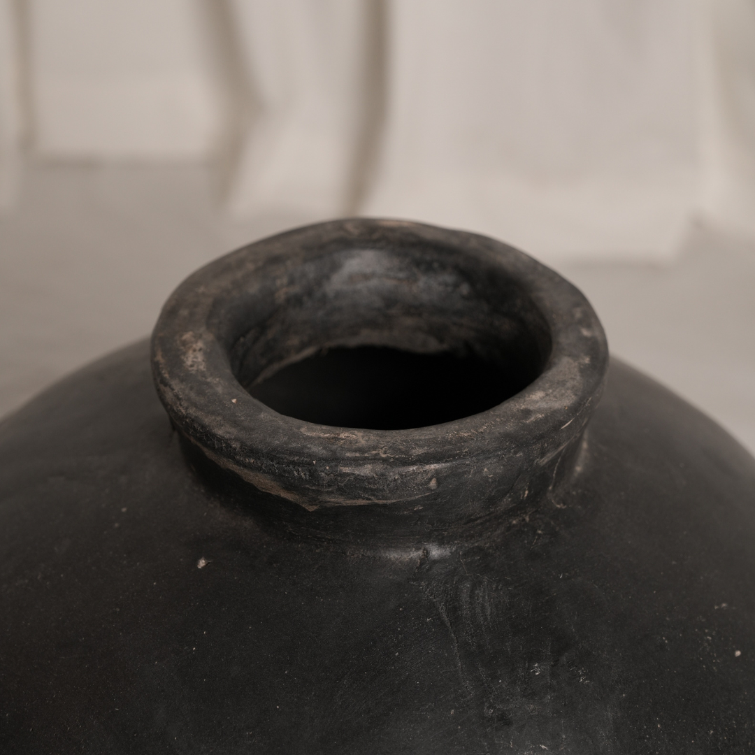 Black Terracotta Pot