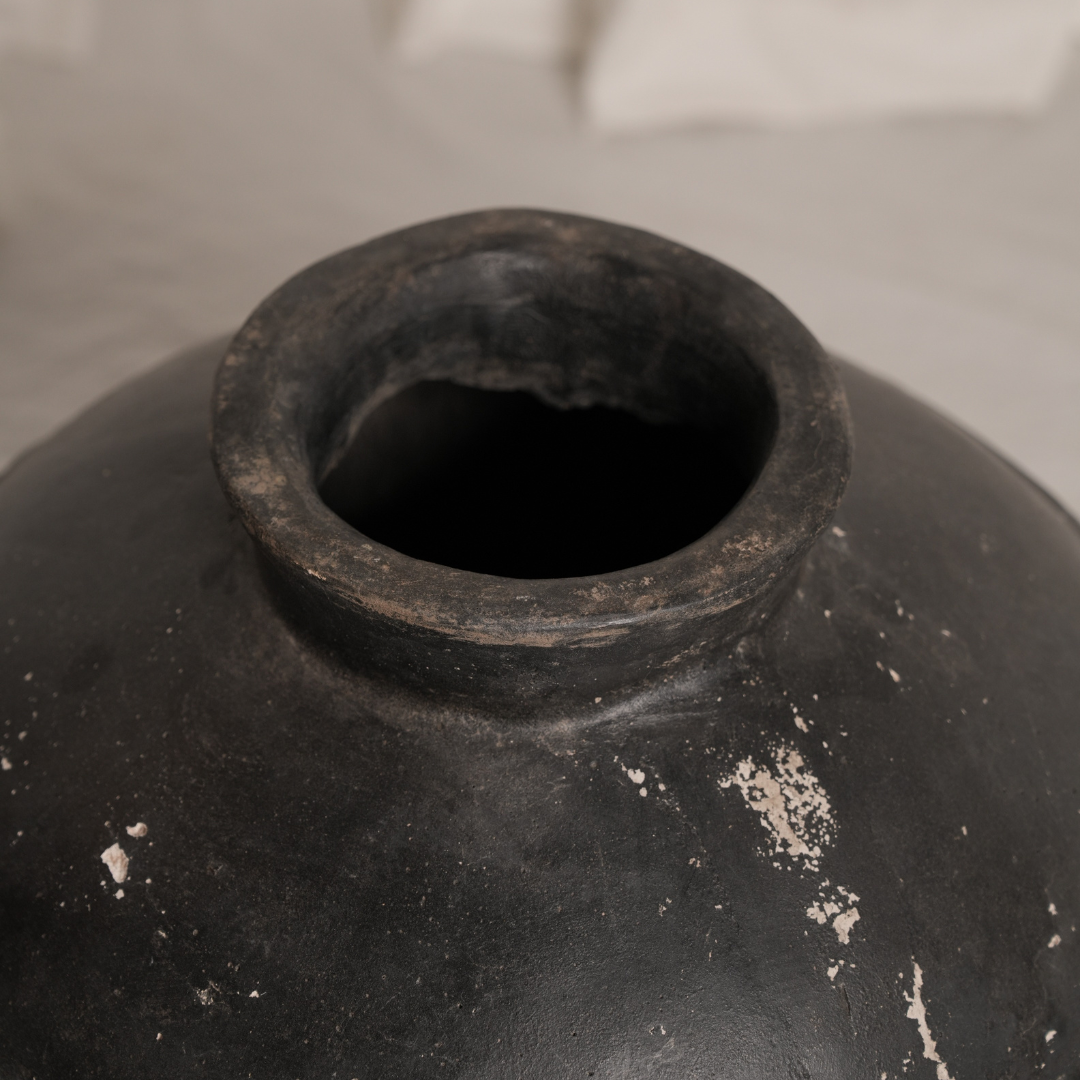 Black Terracotta Pot