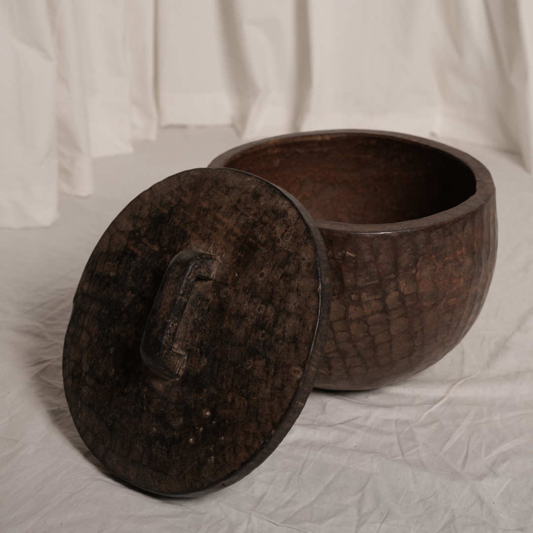 Naga Wooden Basket with Lid