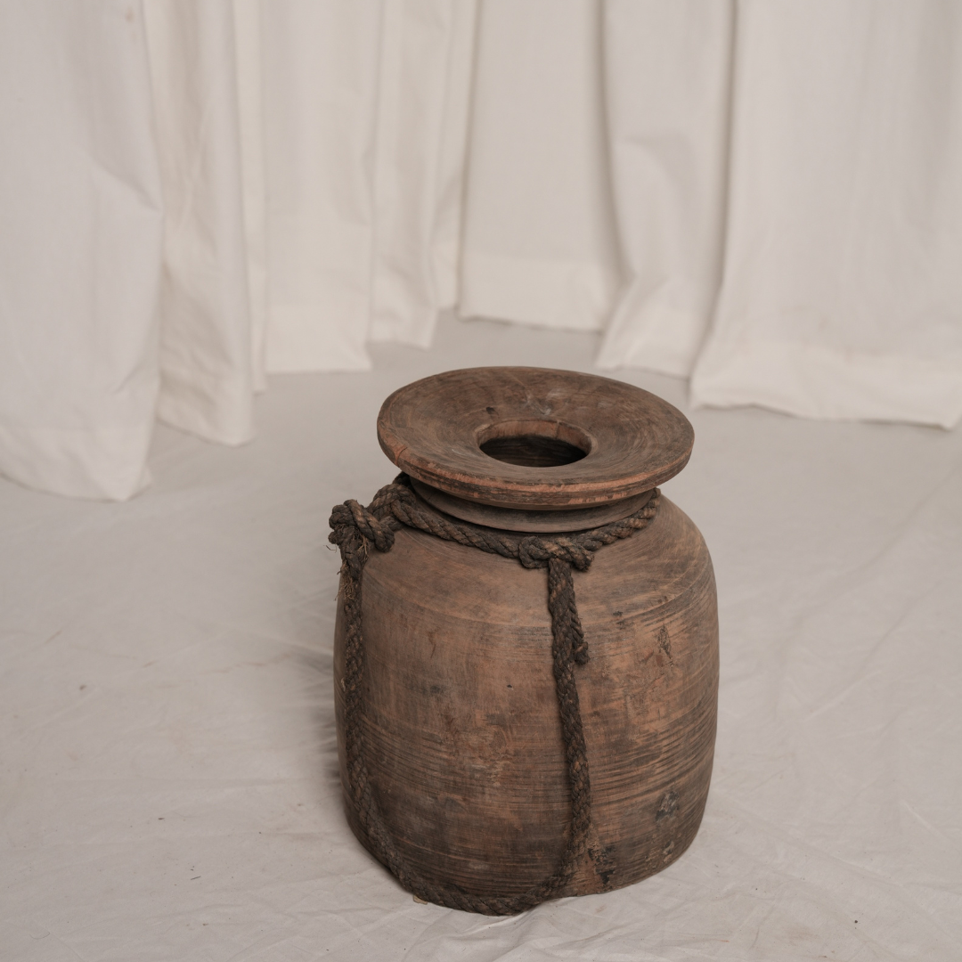 Wooden Pot with Rope carrier – Vintage Connection