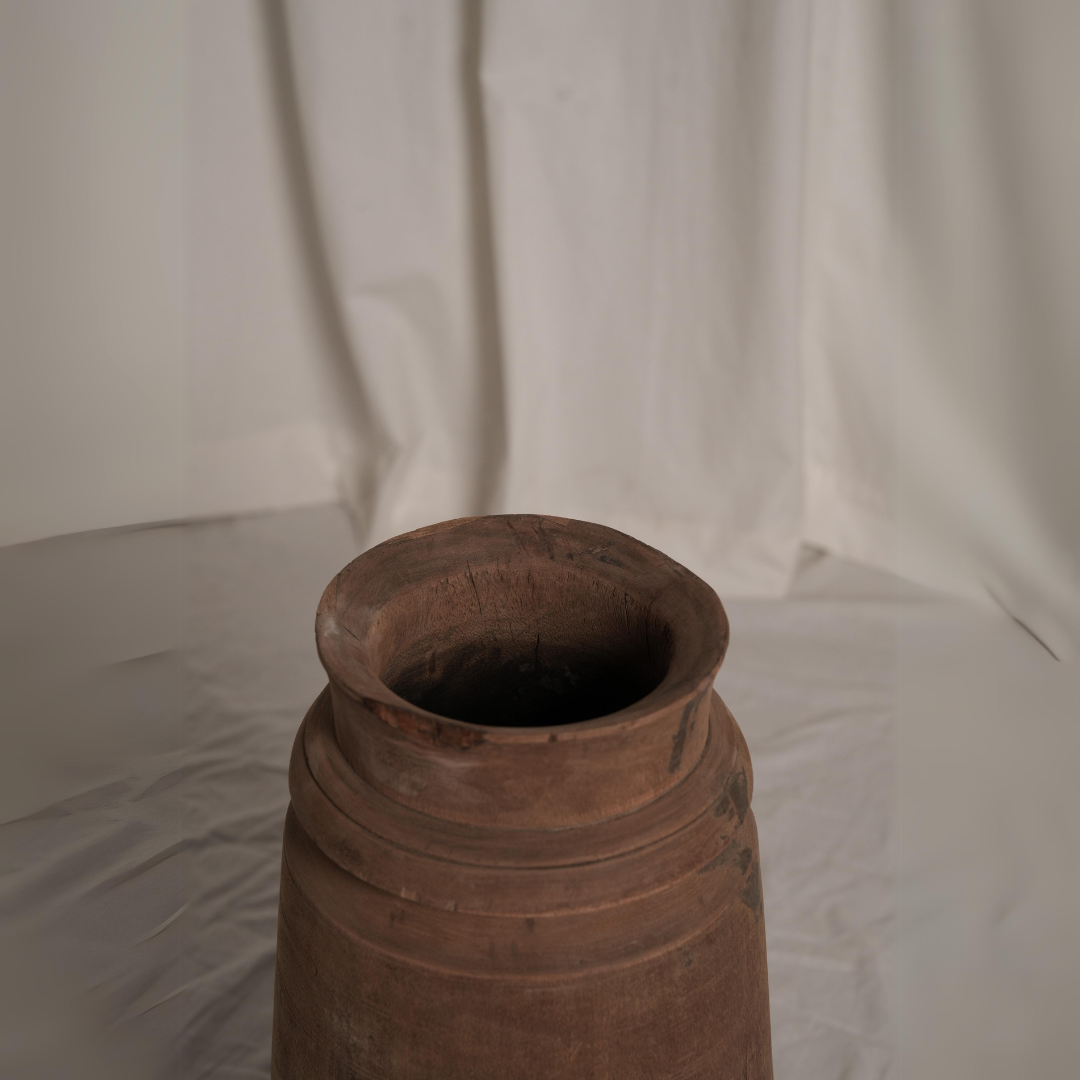 Wooden pot