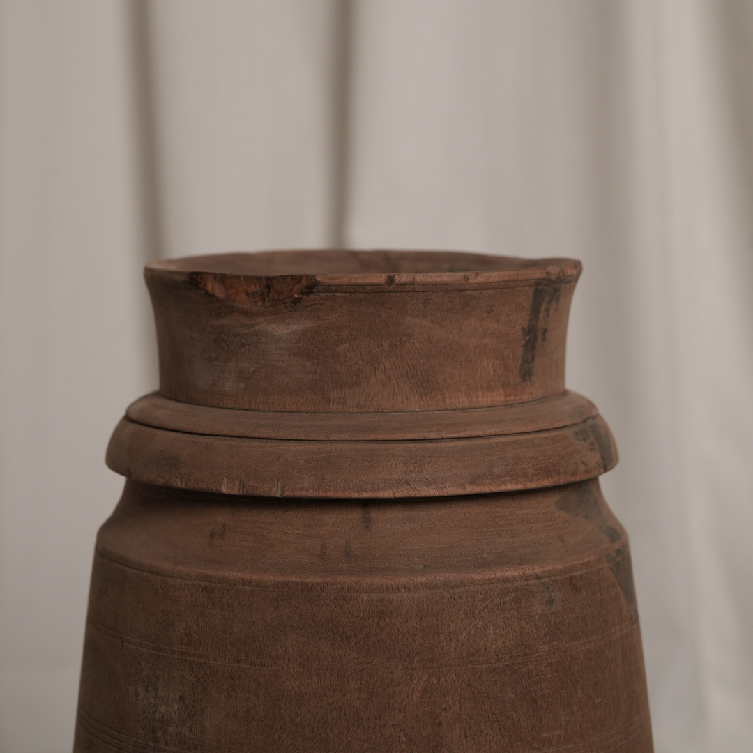 Wooden pot