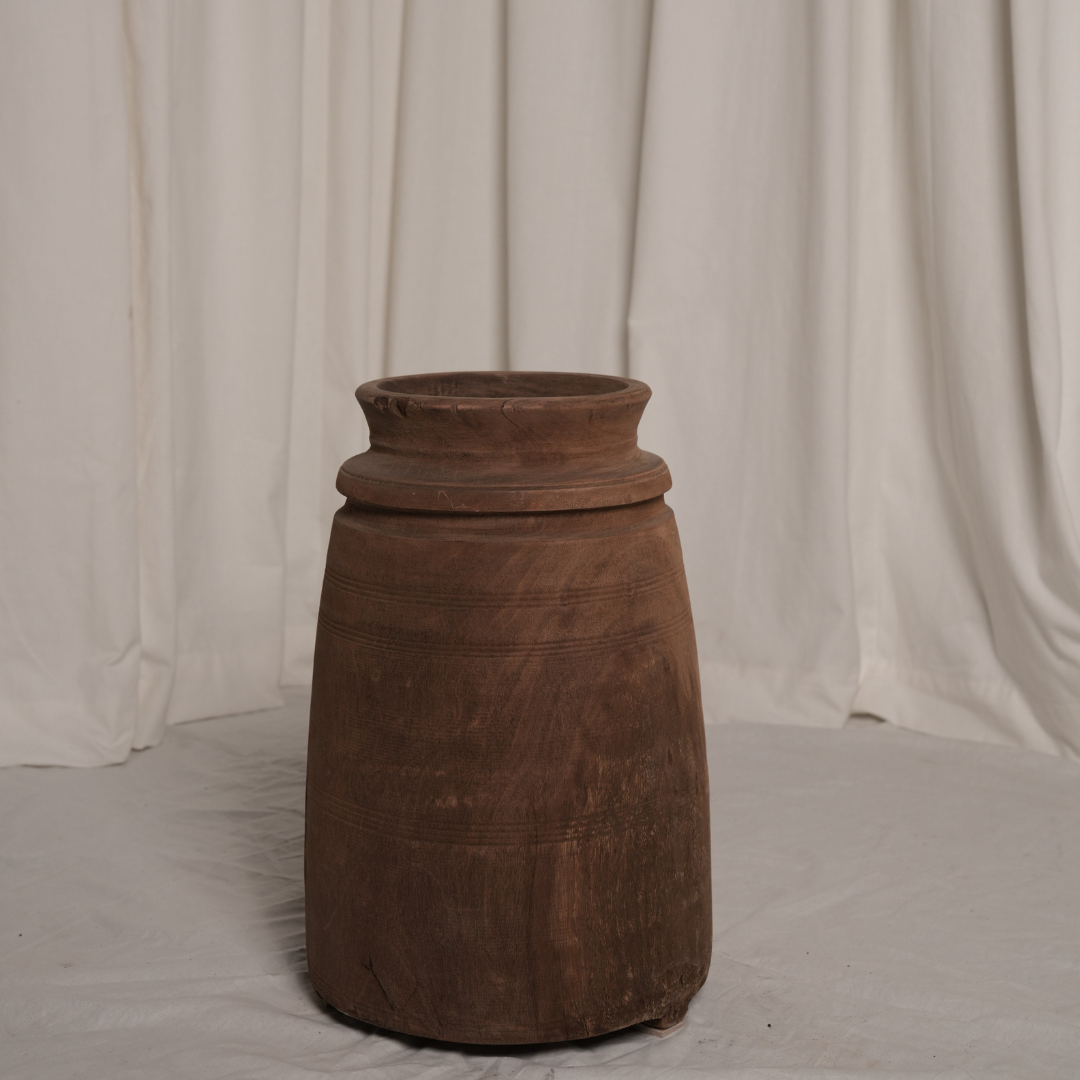 Wooden pot