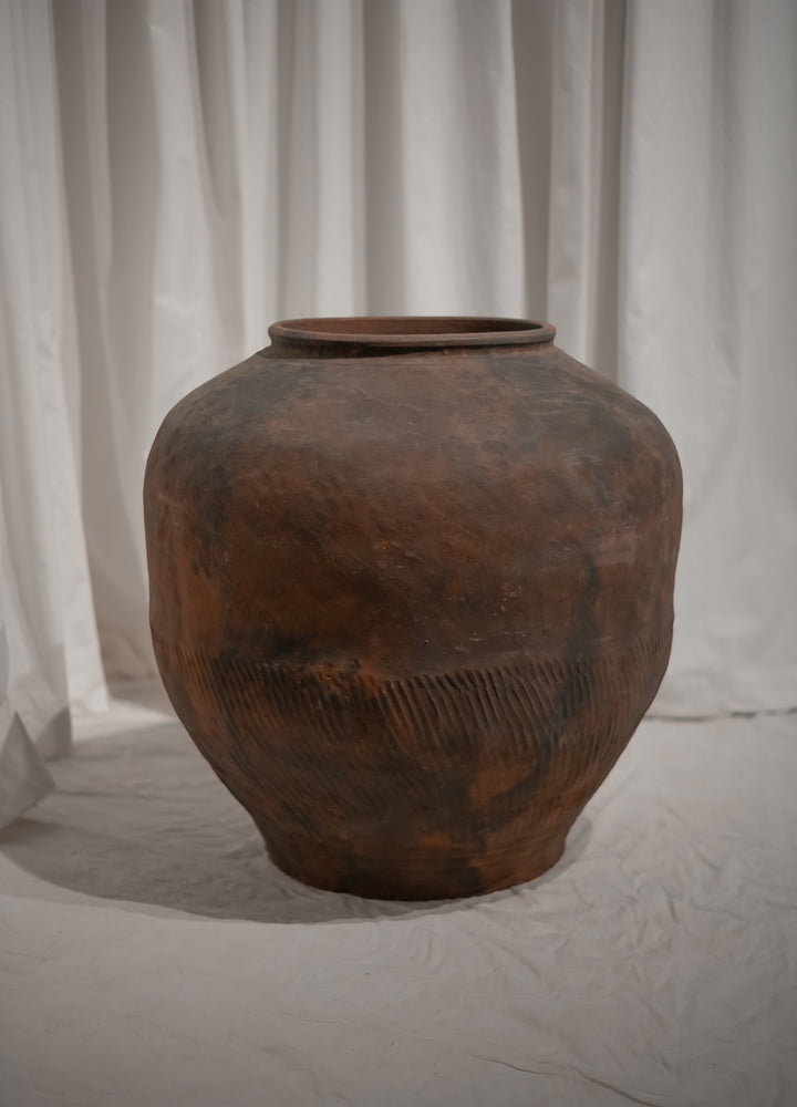 Terracotta Pot - L