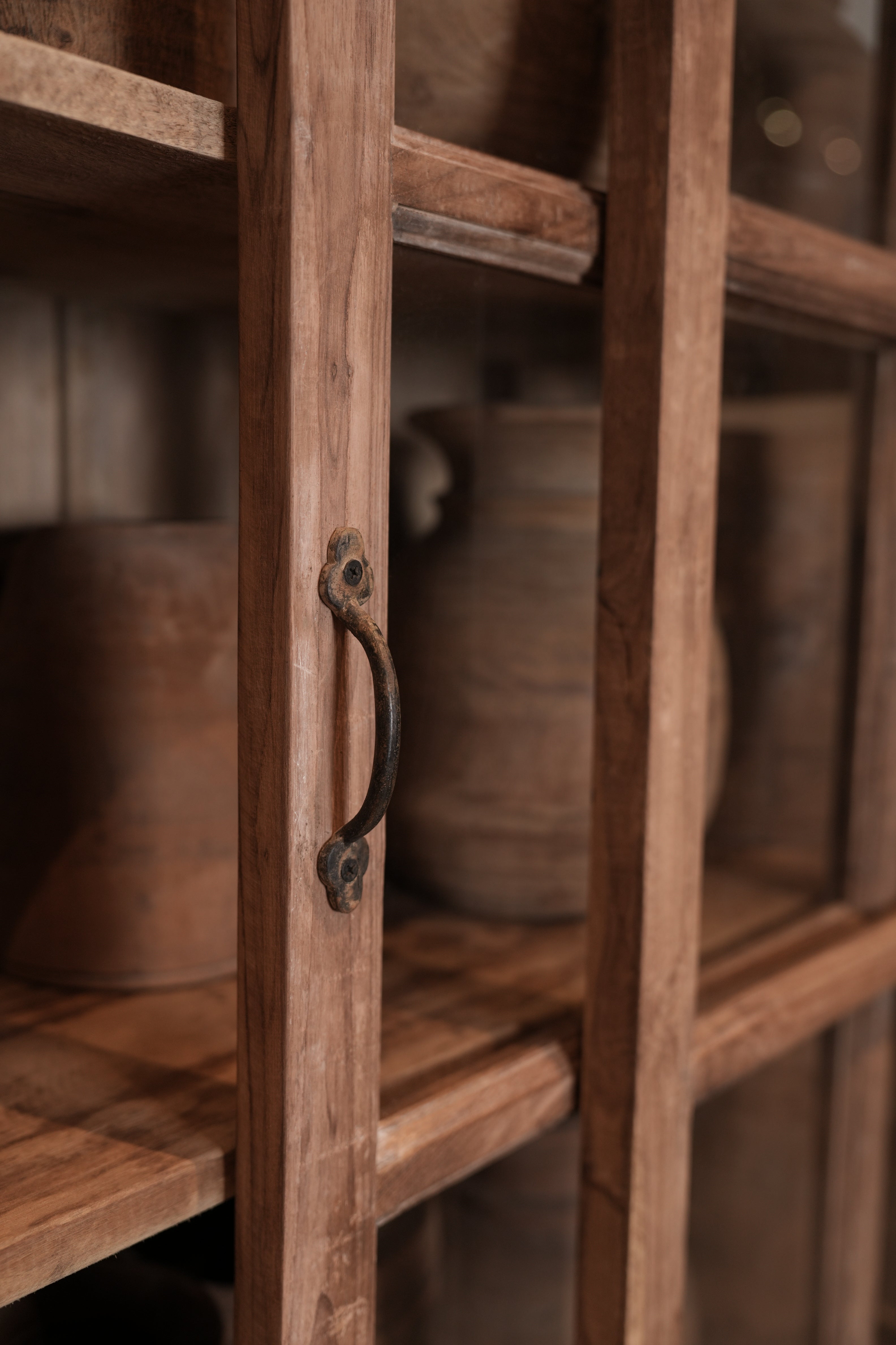 The Henley - Vintage Pine Hutch