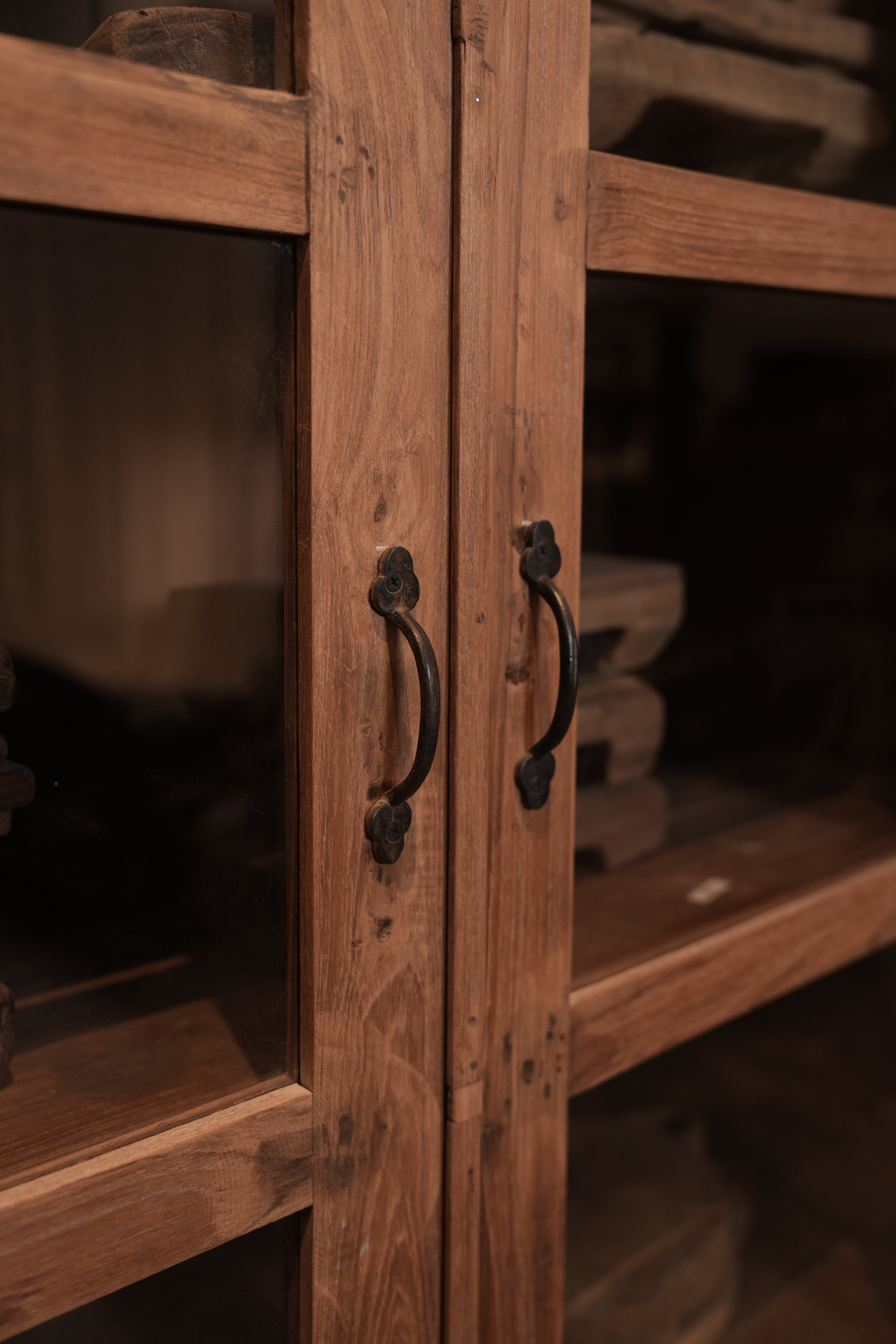 The Henley - Vintage Pine Hutch